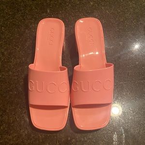 BRAND NEW SANDALS